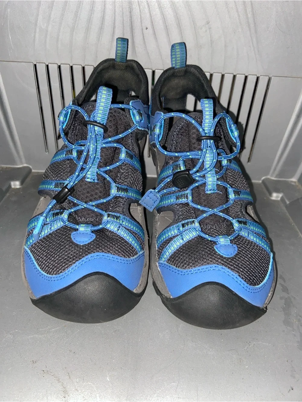 Teva Kids Manatee Water Sandals Closed Toe Hiking Shoes Black Size 4Y US 36 EU
